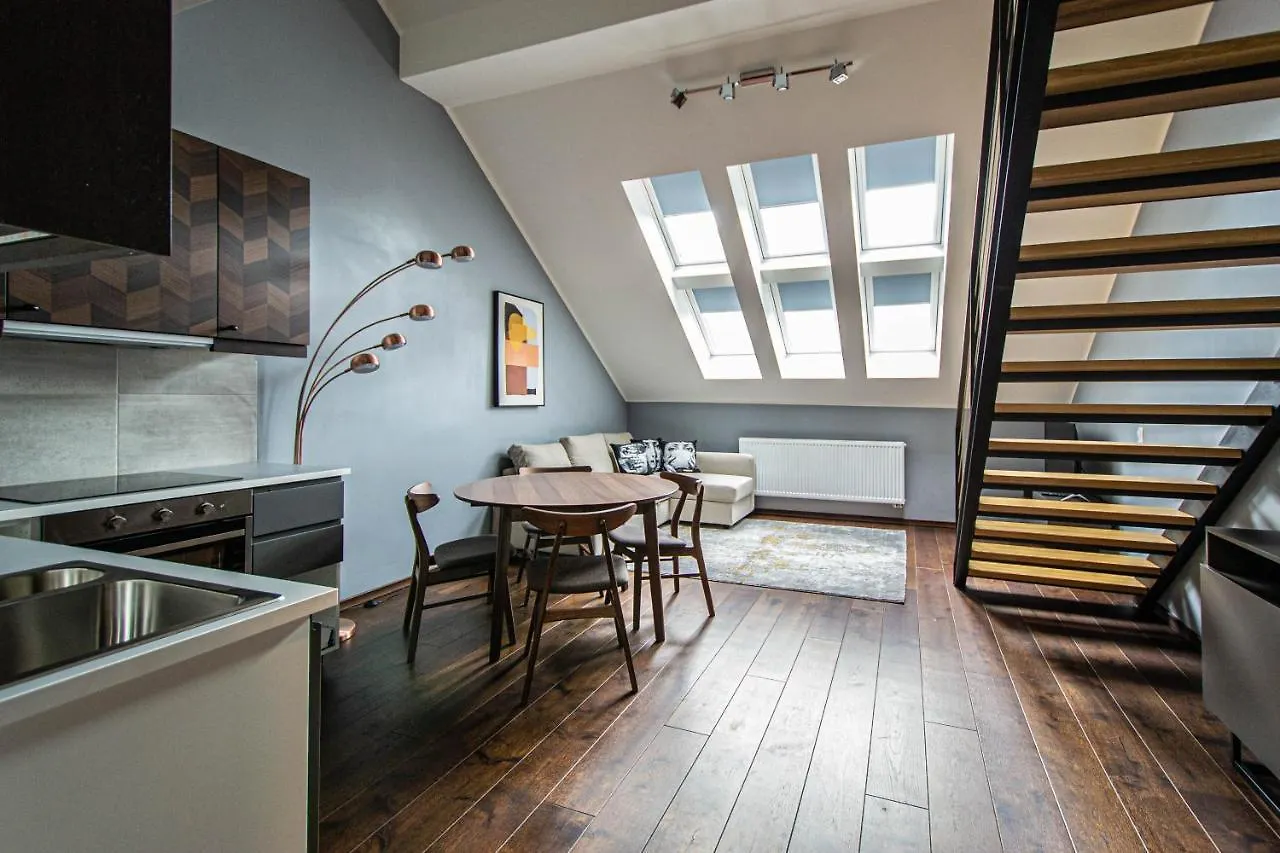 Quite Loft With Balcony And 3 Air Conditioners Prag 0*,  Tjeckien
