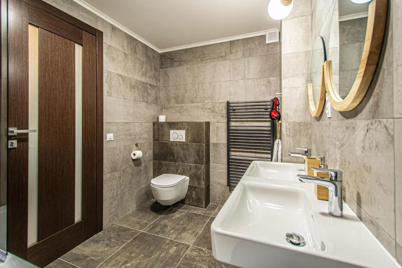 Quite Loft With Balcony And 3 Air Conditioners Prague