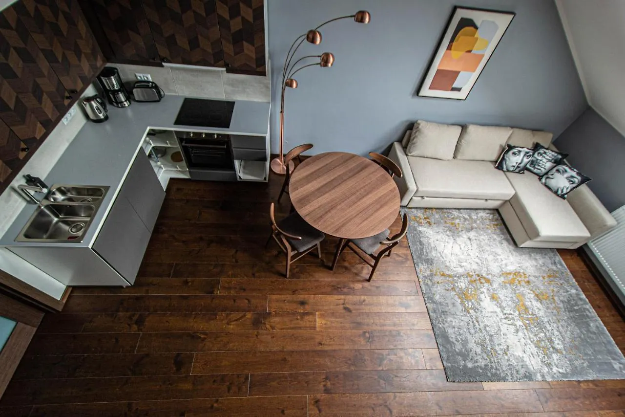 Apartment Quite Loft With Balcony And 3 Air Conditioners Prague